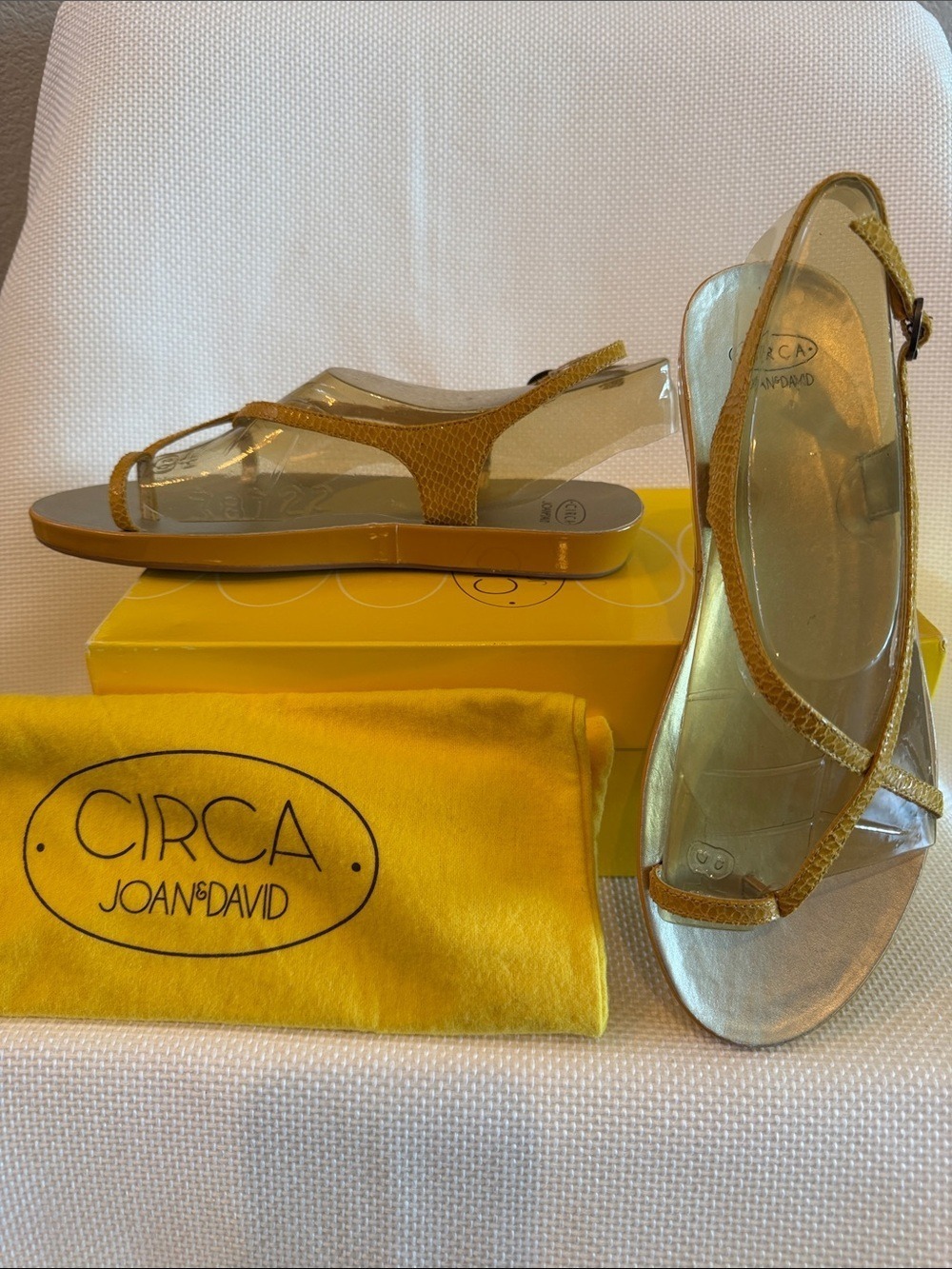 NEW Joan & David Mustard Yellow Clear T-Strap Slingback Sandals Size 8.5 Reptile